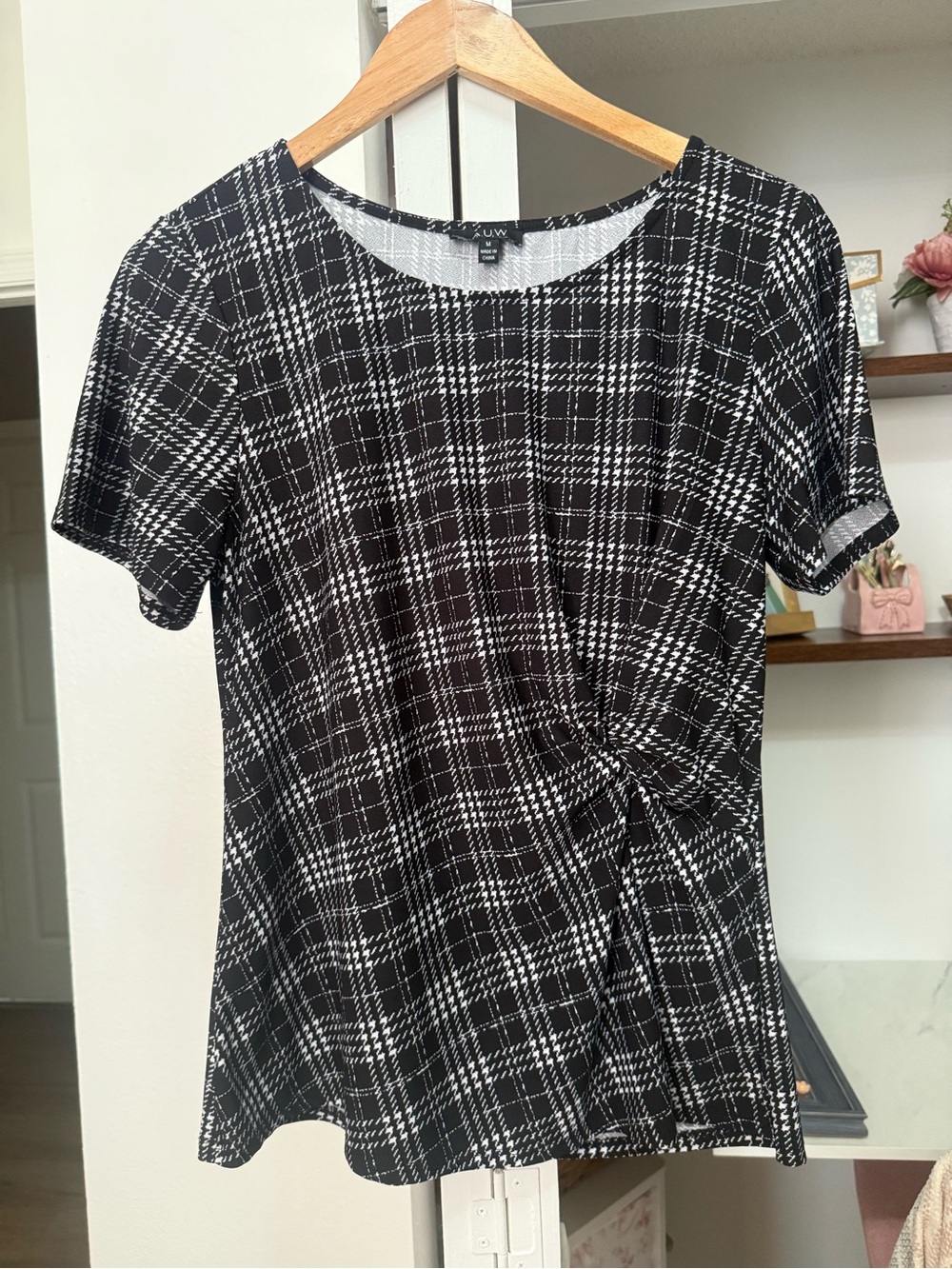 AUW Black and White Plaid Short-Sleeve Twist-Front Top